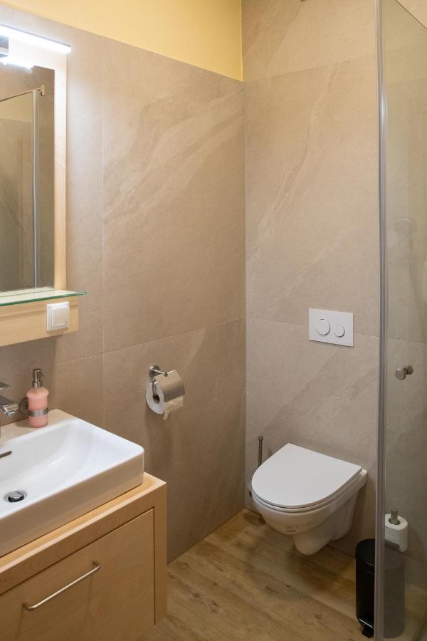Landhaus Storch - Pension Ganserndorf Luaran gambar